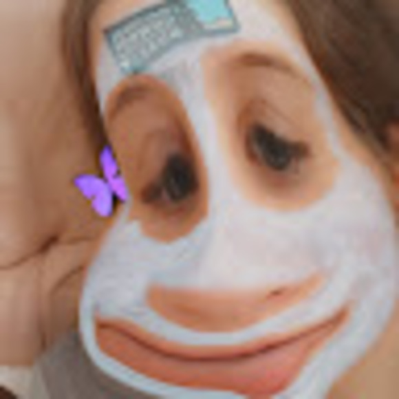 Meet your Posher, Addison - Picture 1 of 1